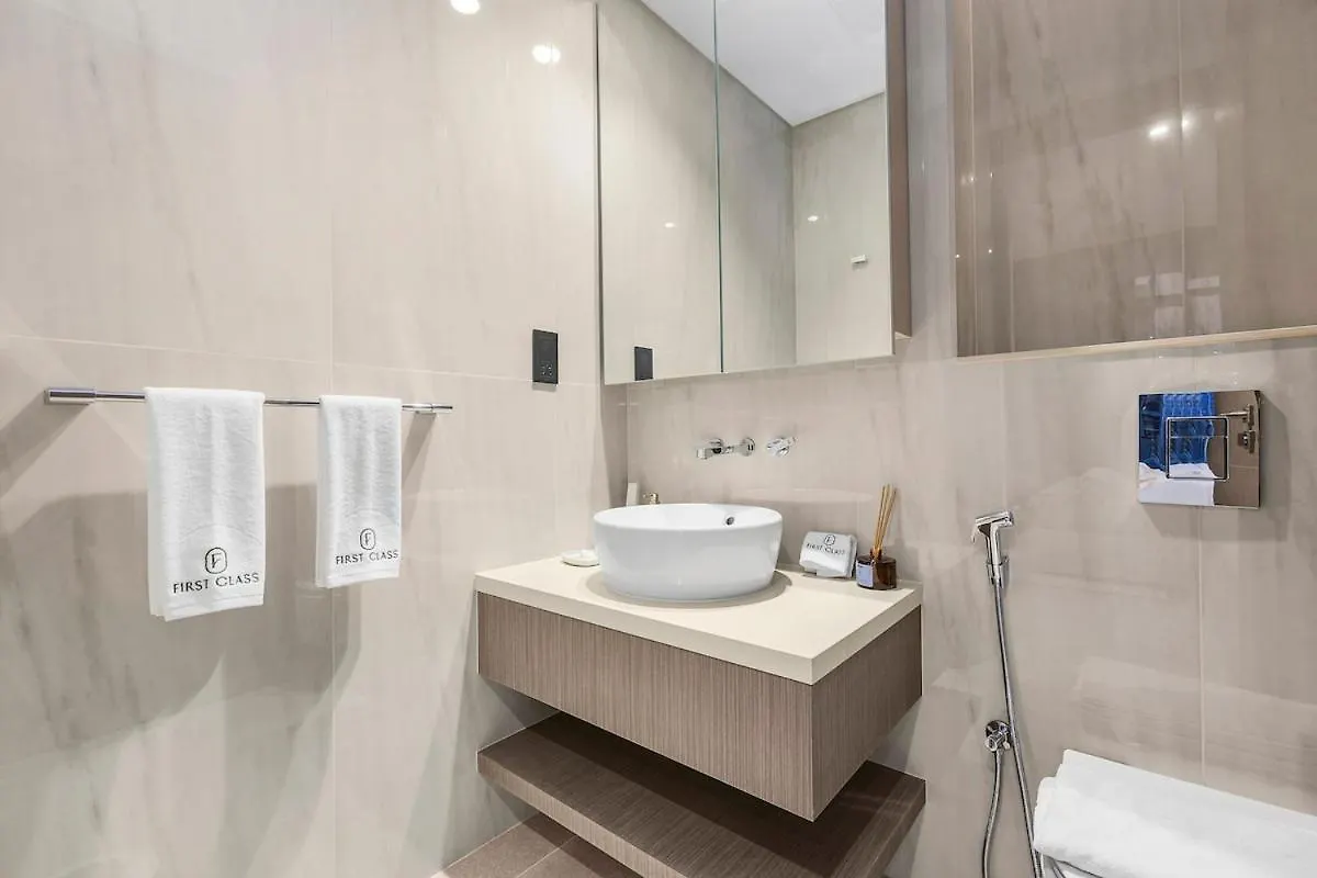 Daire First Class 1Br Unobstructed Burj Views Dubai