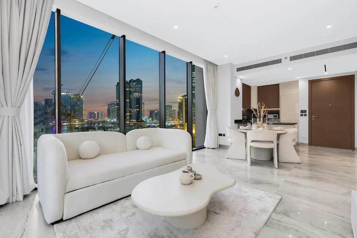 First Class 1Br Unobstructed Burj Views Dubai Apartment